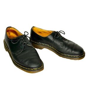 Dr. Martens Smooth Leather Oxford Shoes Black Men’s 6, Women’s 8